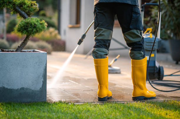Best Deck Cleaning Services  in Newark, OH